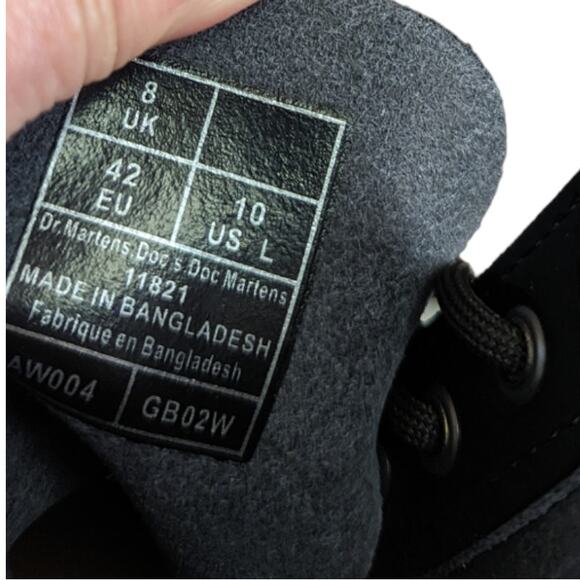 Dr, Martens Black Patent Leather 1460 Lamper Boots Yellow Stitching Size 10 NWOT - Picture 5 of 13